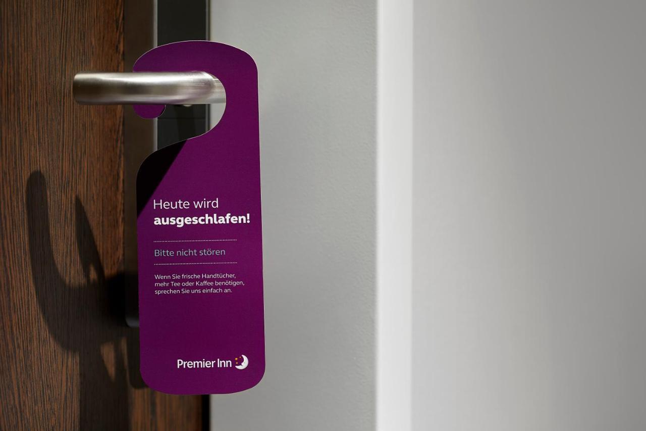 Premier Inn Regensburg City Centre Exterior photo